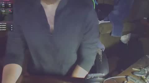 Snapshot of dotyoureyezez chatting on October 2025 09:05:02 AM DotYourEyezez online show from October 2025 09:05:02 AM