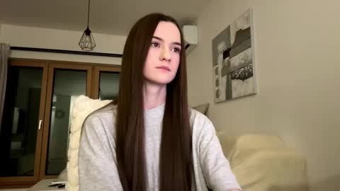 Snapshot of double_sun chatting on March 2026 01:13:01 AM Alice and Mark online show from March 2026 01:13:01 AM