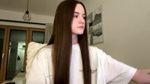 Snapshot of double_sun chatting on March 2026 02:04:02 AM Alice and Mark online show from March 2026 02:04:02 AM