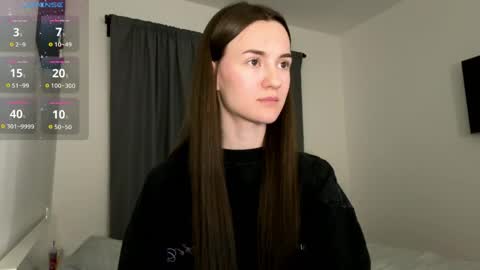 Snapshot of double_sun chatting on April 2026 10:08:02 PM Alice and Mark online show from April 2026 10:08:02 PM