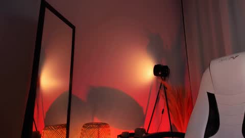 Eva ana Liza online show from February 2025 03:22:01 AM