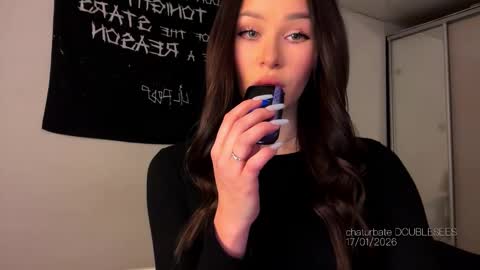 MOLLYYYY dont forget to give me a thumb up online show from January 2026 11:26:01 AM