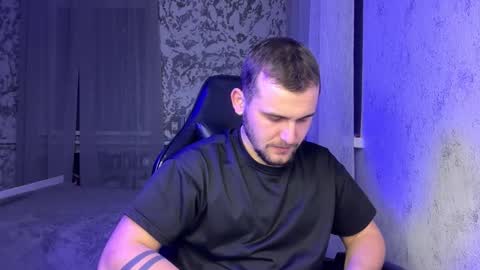 douglas_666 online show from January 2026 06:46:01 PM