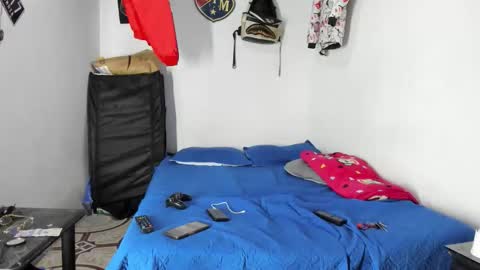 Snapshot of douglas_gallegos chatting on February 2026 03:36:02 AM douglas_gallegos online show from February 2026 03:36:02 AM