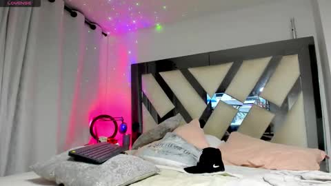 Snapshot of douglassafado chatting on April 2026 07:23:02 AM Douglas Safado online show from April 2026 07:23:02 AM