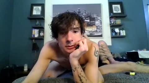 Douxi online show from November 2025 08:35:02 PM