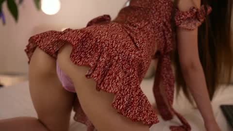 Snapshot of dovia chatting on October 2025 06:33:01 AM . . online show from October 2025 06:33:01 AM