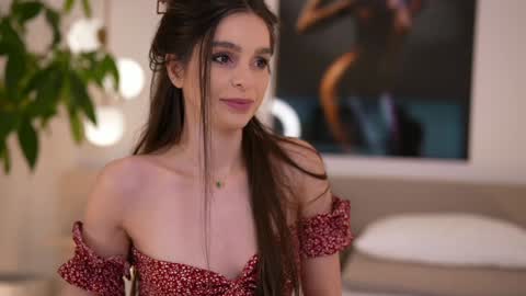 Snapshot of dovia chatting on November 2025 07:19:01 AM . . online show from November 2025 07:19:01 AM