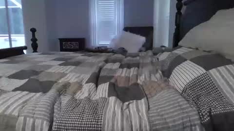 Some guy in Florida online show from October 2025 10:21:01 PM