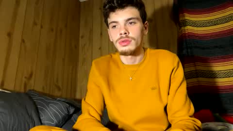 Snapshot of downlowcruising chatting on January 2025 02:22:01 AM DownLowCruising online show from January 2025 02:22:01 AM