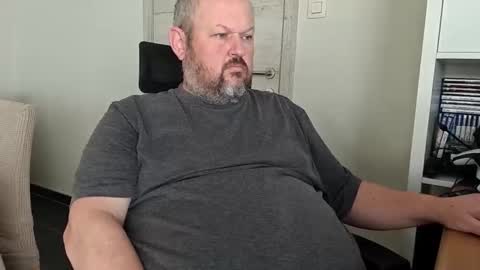 Danny online show from November 2025 12:26:01 PM