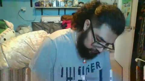 Dpenguino online show from November 2025 06:51:02 PM