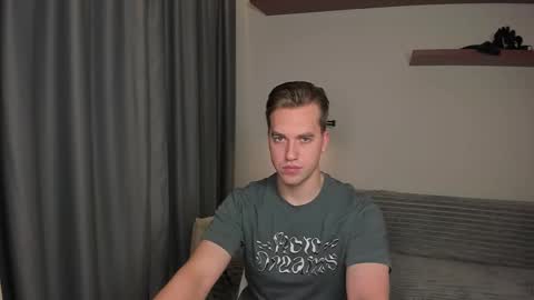 Mervin  online show from September 2025 08:43:01 PM