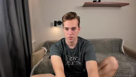 Mervin  online show from October 2025 08:39:02 PM