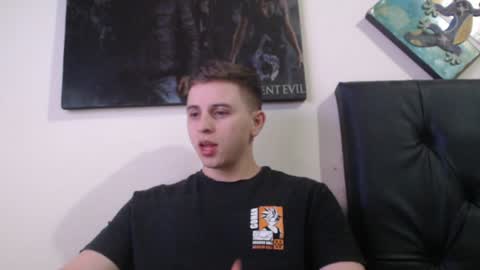 draco_boy2000 online show from December 2024 07:11:01 PM