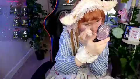 Snapshot of draculaura_ chatting on June 2026 10:42:01 AM Draculaura online show from June 2026 10:42:01 AM