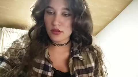 Snapshot of draculina69 chatting on February 2025 05:18:02 AM draculina69 online show from February 2025 05:18:02 AM