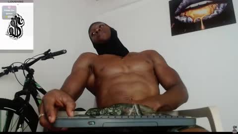 Snapshot of drake_brown_23 chatting on March 2025 04:54:02 AM Drake 23 online show from March 2025 04:54:02 AM