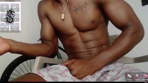 Snapshot of drake_brown_23 chatting on March 2025 02:45:02 PM Drake 23 online show from March 2025 02:45:02 PM