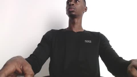 Snapshot of drake_brown_23 chatting on September 2025 09:19:02 AM Drake 23 online show from September 2025 09:19:02 AM