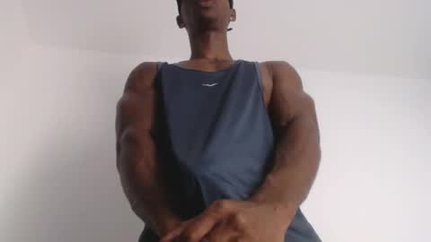 Snapshot of drake_brown_23 chatting on November 2025 04:11:01 AM Drake 23 online show from November 2025 04:11:01 AM