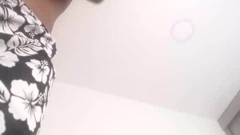 Snapshot of drake_brown_23 chatting on February 2026 01:09:01 PM Drake 23 online show from February 2026 01:09:01 PM