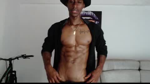 Snapshot of drake_brown_23 chatting on February 2026 05:27:02 AM Drake 23 online show from February 2026 05:27:02 AM