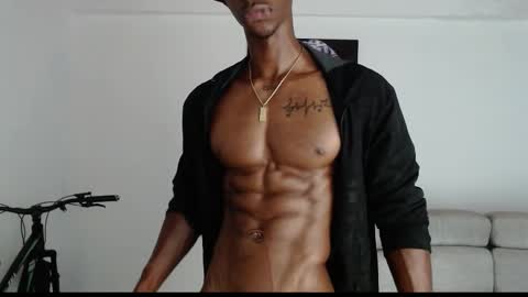 Snapshot of drake_brown_23 chatting on March 2026 05:13:02 AM Drake 23 online show from March 2026 05:13:02 AM