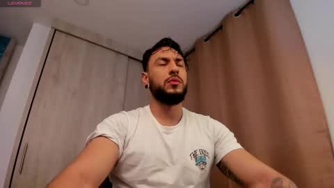 drake jackson11 online show from November 2025 10:37:01 AM