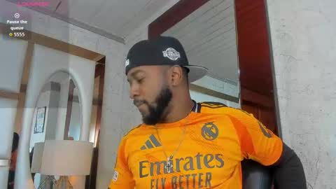 ---Drake--- online show from January 2026 10:23:01 PM