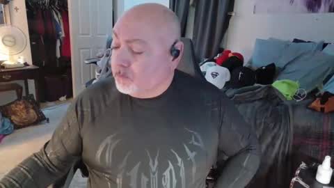 Snapshot of drake_r_darkrose chatting on January 2026 03:10:02 AM Drake D Vamp aka Drake DarkRose online show from January 2026 03:10:02 AM