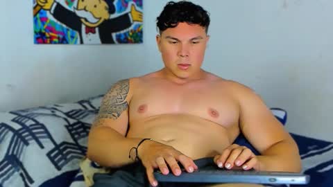 drake_xion1 online show from November 2025 01:16:02 AM