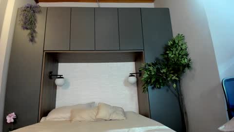 Drake Neuman online show from December 2024 03:52:02 AM