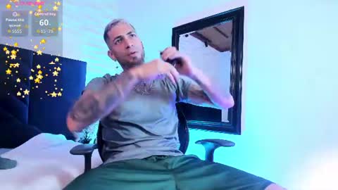 Snapshot of drakeneumann chatting on July 2026 03:33:02 AM Drake Neuman online show from July 2026 03:33:02 AM