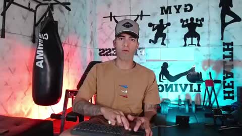 Snapshot of drakeneumann chatting on July 2026 03:35:01 AM Drake Neuman online show from July 2026 03:35:01 AM