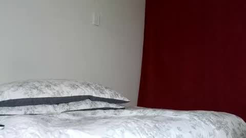 Snapshot of drakesonxx chatting on April 2026 10:06:01 AM Andrs Independent Model online show from April 2026 10:06:01 AM