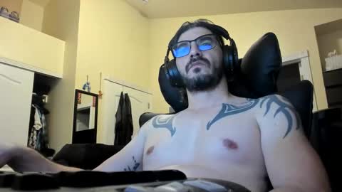 drakkar_82 online show from December 2025 02:21:01 AM