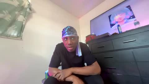 Snapshot of drakoblush chatting on April 2026 09:39:01 PM Dru online show from April 2026 09:39:01 PM