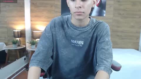 Snapshot of draxblade chatting on March 2026 08:28:02 PM DraxBlade online show from March 2026 08:28:02 PM