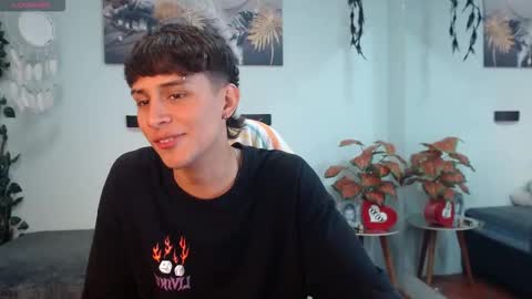 Snapshot of draxblade chatting on March 2026 07:51:02 PM DraxBlade online show from March 2026 07:51:02 PM