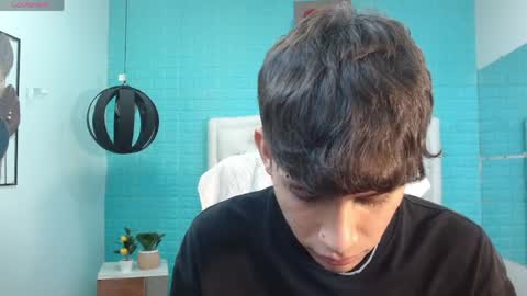 Snapshot of draxblade chatting on April 2026 09:04:02 PM DraxBlade online show from April 2026 09:04:02 PM