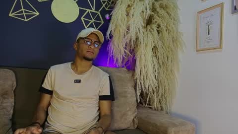 Snapshot of drayk_x chatting on April 2026 01:57:02 PM drayk_x online show from April 2026 01:57:02 PM