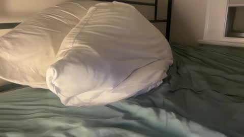 Snapshot of dre0000000 chatting on October 2025 08:17:01 AM dre0000000 online show from October 2025 08:17:01 AM