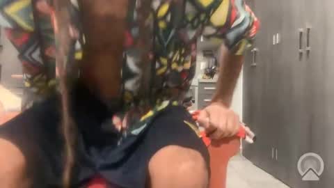 new profile Aircum99  online show from October 2025 12:13:01 AM