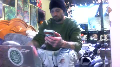 dreaded_folks online show from December 2025 09:30:01 PM