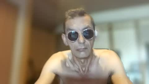 Snapshot of dreambob chatting on June 2026 07:57:01 AM Dreambob online show from June 2026 07:57:01 AM