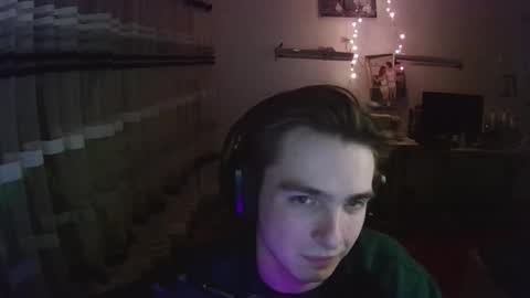 dreamerguy07 online show from February 2026 05:42:01 PM