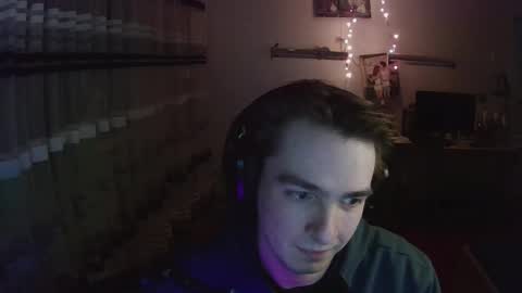 dreamerguy07 online show from February 2026 07:32:02 PM