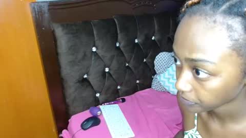 Dreameyes online show from February 2026 06:26:01 AM