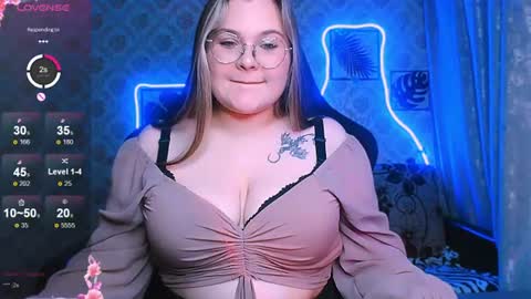 Snapshot of dreamforyoue2 chatting on July 2026 08:11:01 PM dreamforyoue2 online show from July 2026 08:11:01 PM